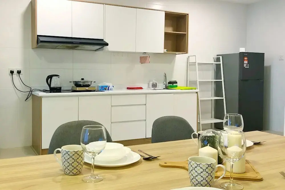 Reizz Residence by Greenhome