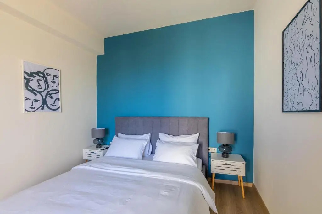 3 Bedroom Villa with Stunning Sea View & Private Parking