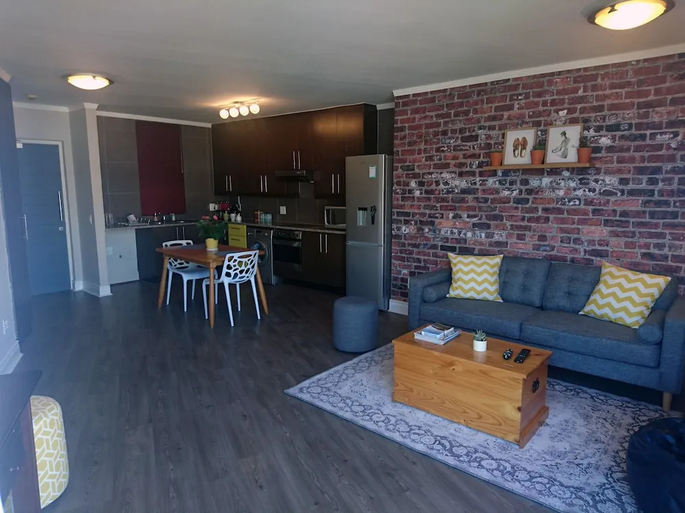 1105 Quayside