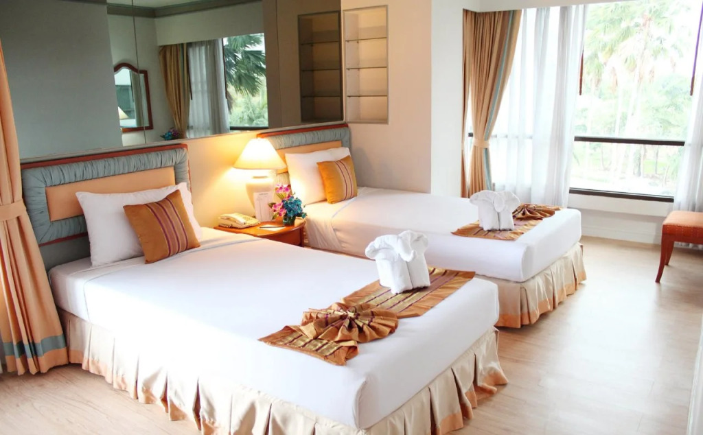 The Royal Gems Golf Resort