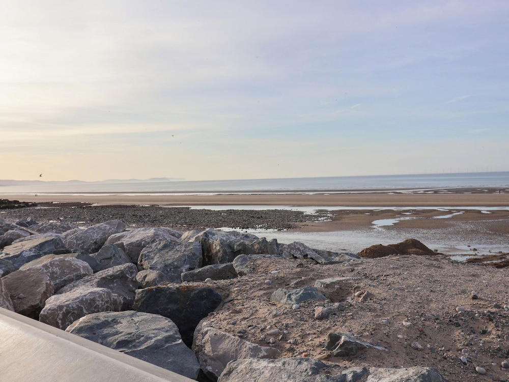 Golden Sands Kinmel Bay - 20528
