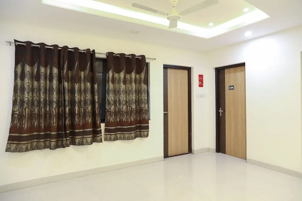 Oyo 23541 Vijay Shanta Hospitality