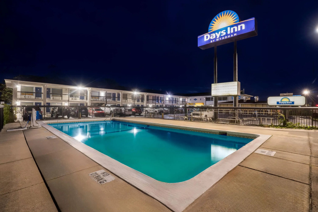 Days Inn by Wyndham Jacksonville NC
