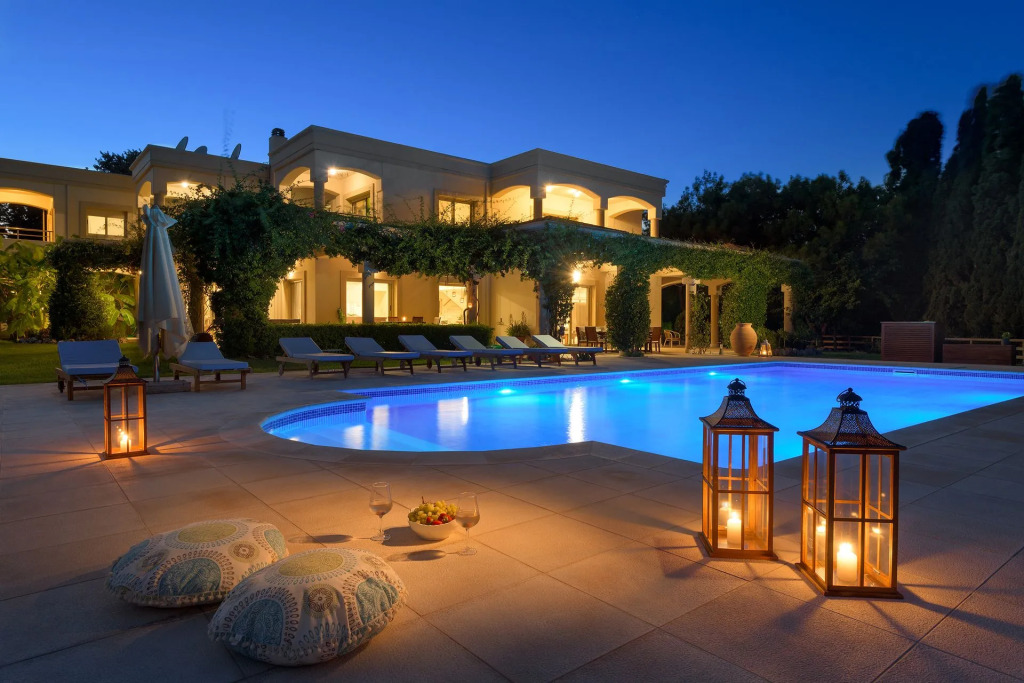 Bello Blu Estate Luxury Mediterranean Villa