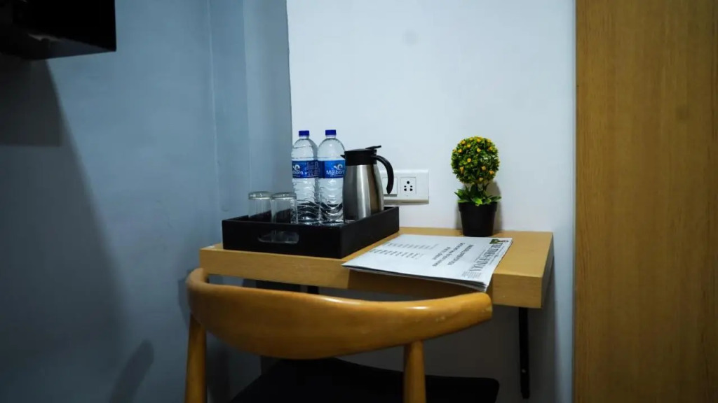 Fabexpress Highway Residency