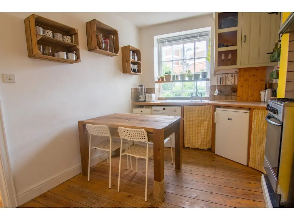 Charming Home in Bristol's Creative Area