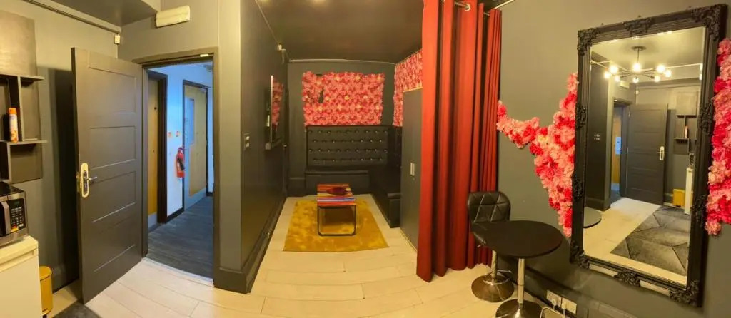 WNS Hotel