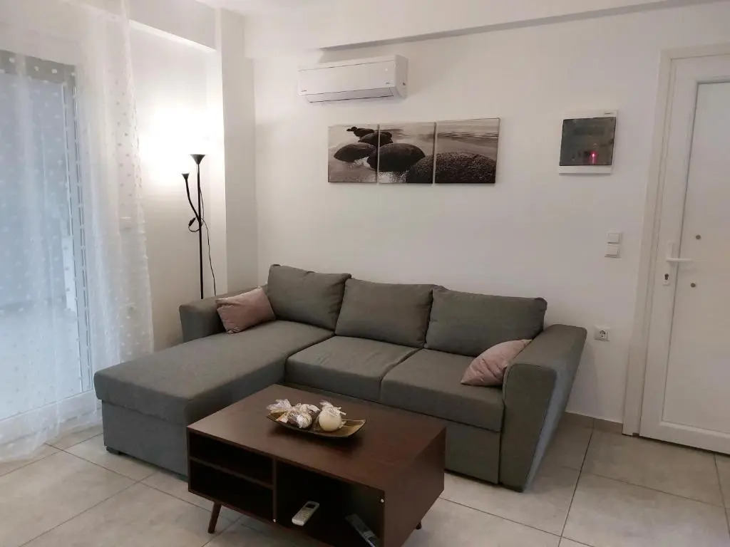 Ofrynio Luxury Apartment & Pool