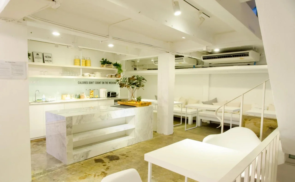 Everyday Sunday Social Hostel