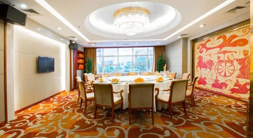 Huatian Hotel