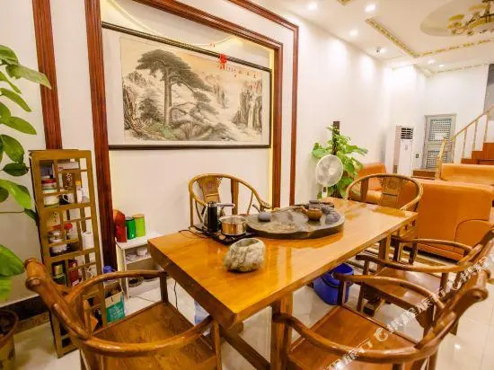 Dongmen Apartment (Guangzhou Pazhou University of Finance and Economics)