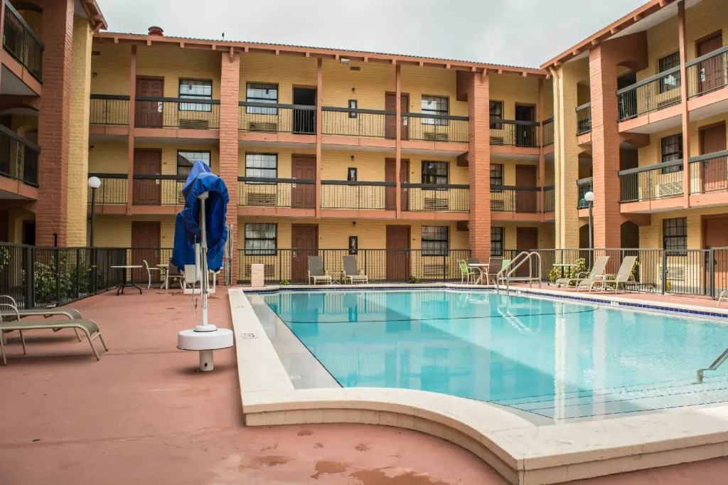 Rodeway Inn Near Ybor City - Casino