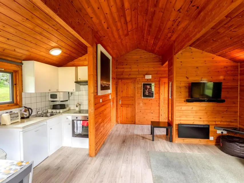 Avallon Lodges