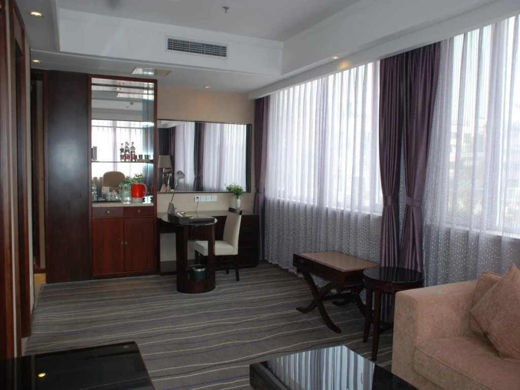 Minlian Triumph Hotel