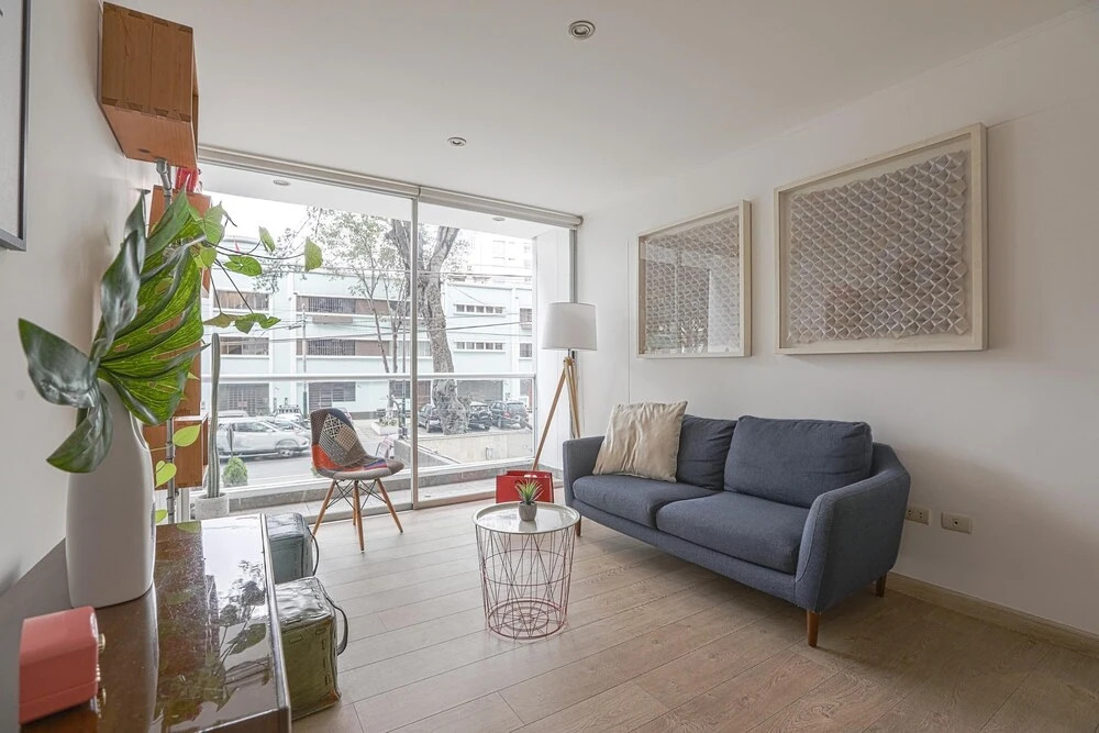 2BDR APT w/ pool & gym - Barranco!