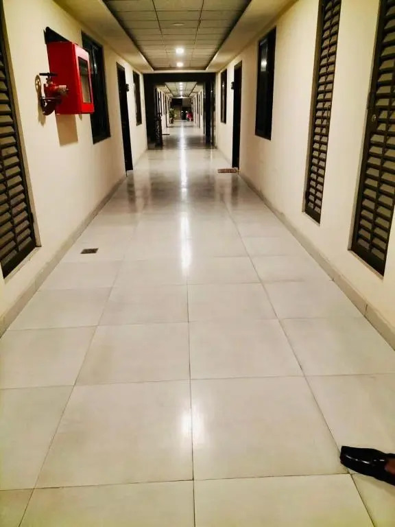 Luxurious & Comfy 1BHK Apartment, Wifi & SmartTV.
