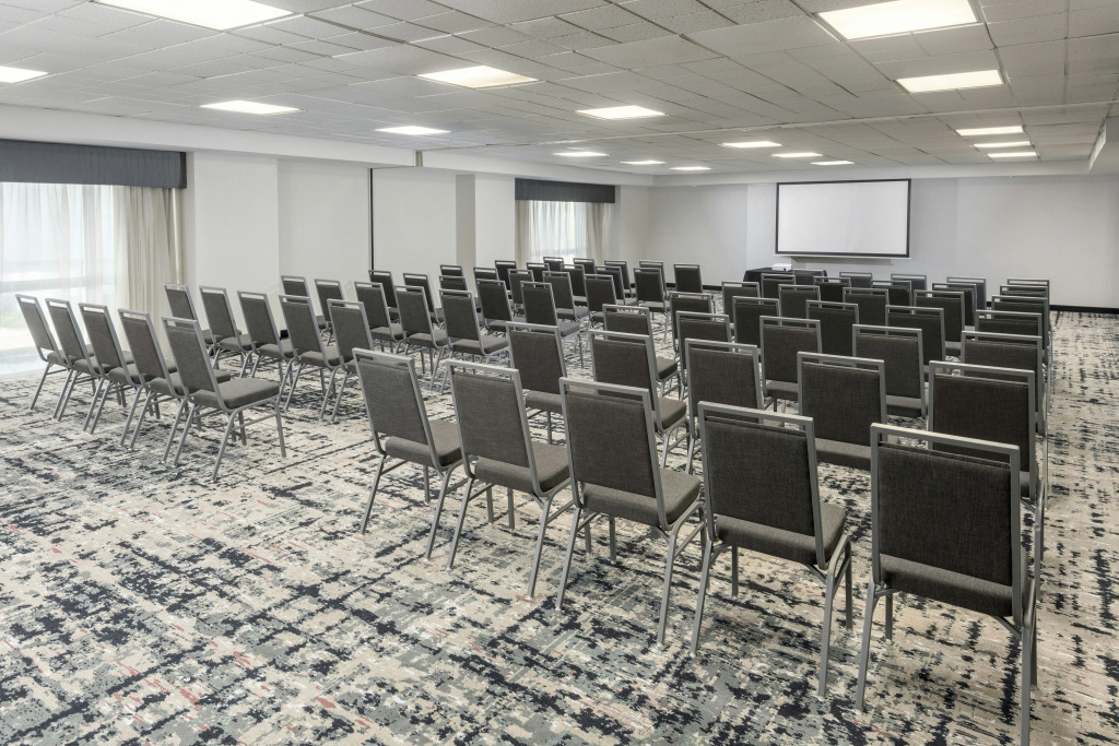 Homewood Suites Miami Airport/Blue Lagoon