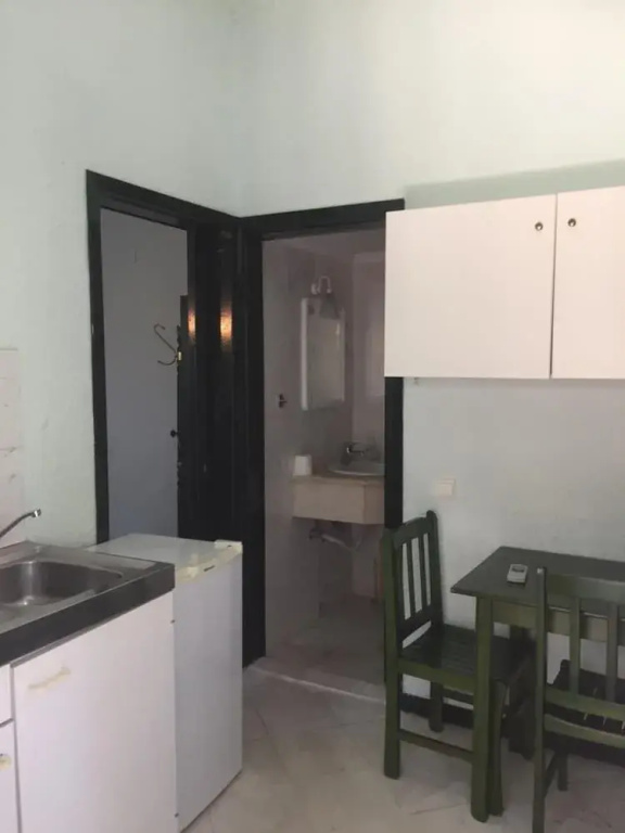 Nikos Apartments