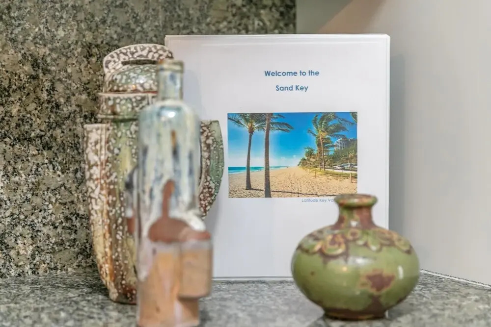 Walk to beach two cottages swimming pool hot tub Surf and Sand RESlDENCES