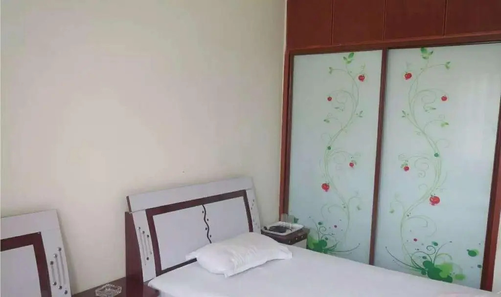 Dragon Blessing Inn