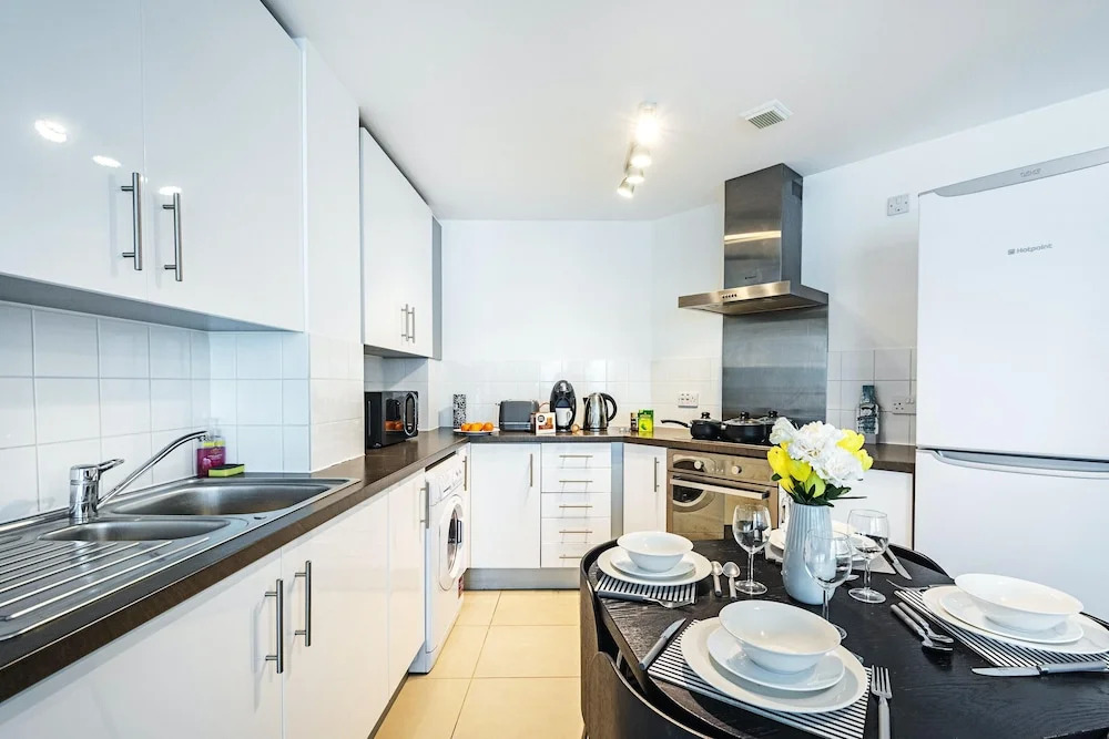 Apartment With 2 Bedrooms in London, With Furnished Balcony and Wifi