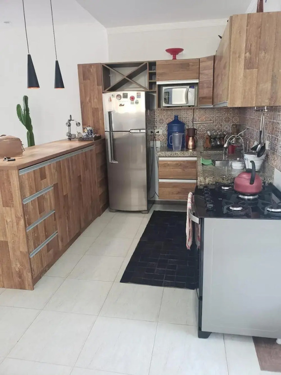 Casa com piscina e churrasqueira em Massaguaçu SP