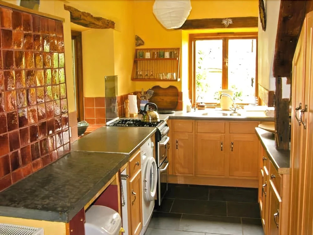 Cwm Bedw Farmhouse