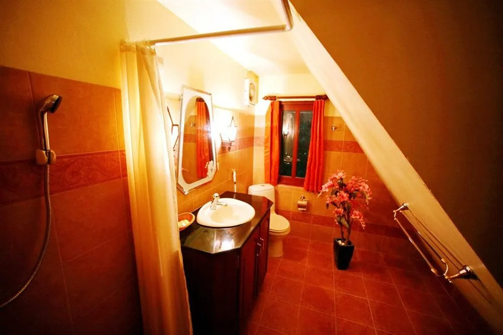 Coco palace resort