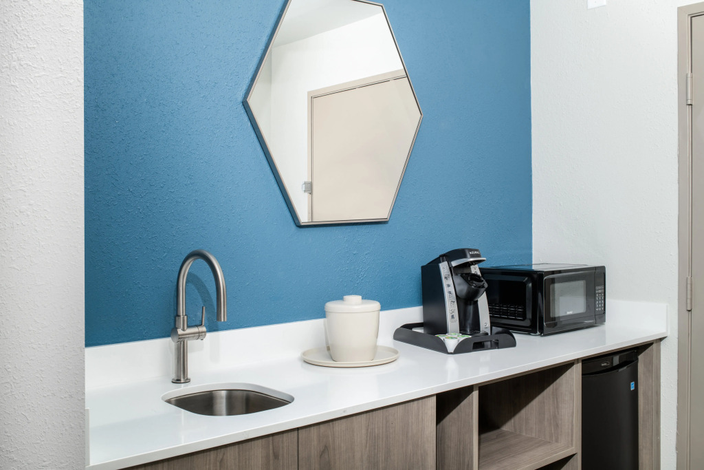 Holiday Inn Express & Suites Wilson-Downtown by IHG