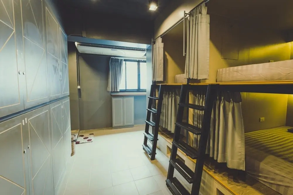 Connect Hostel Patong