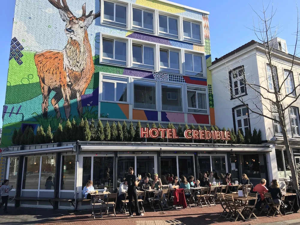 Hotel Credible