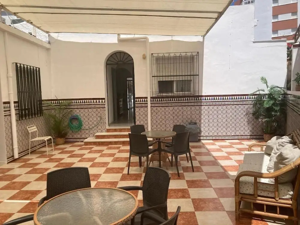 Hostal Avenida by Bossh! Hotels