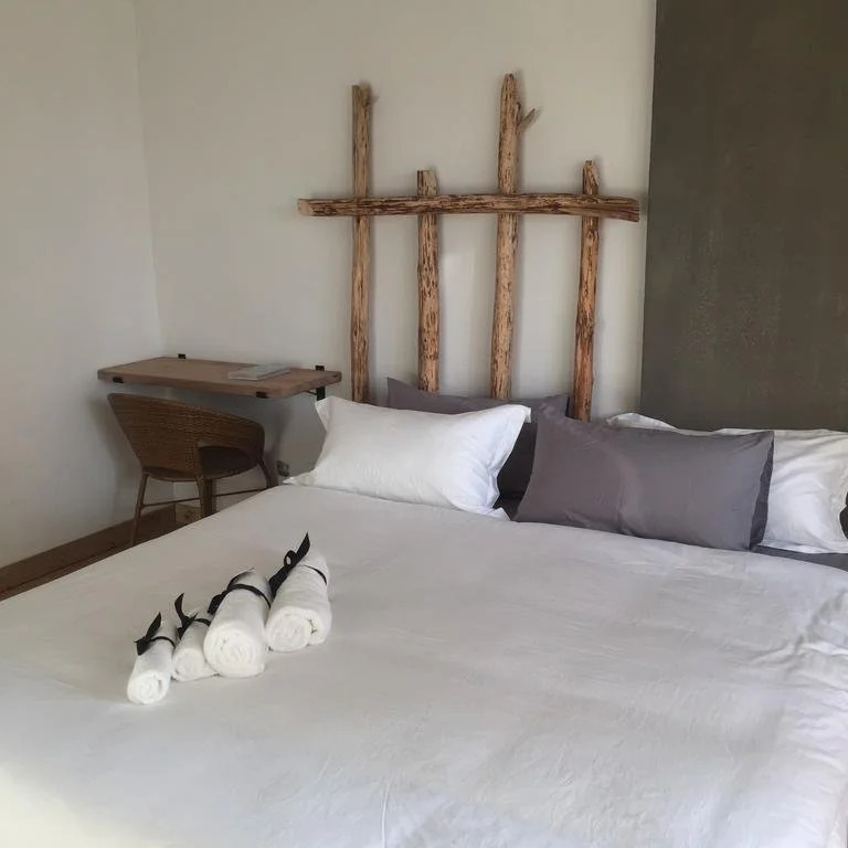 Jing Pu Plant Theme Hostel
