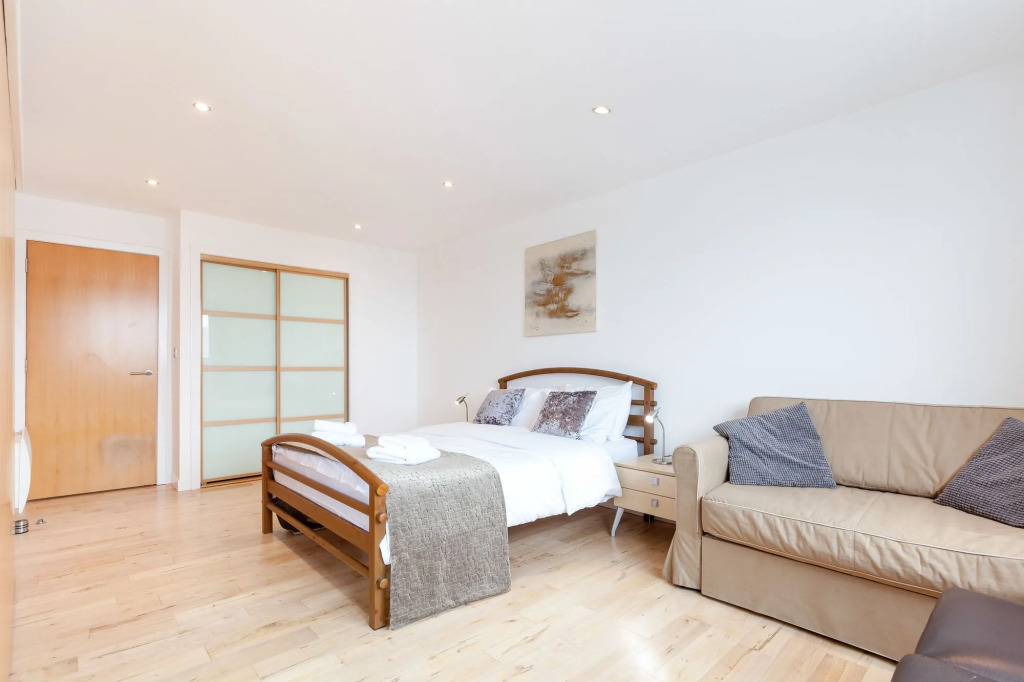 Stylish Penthouse Suite