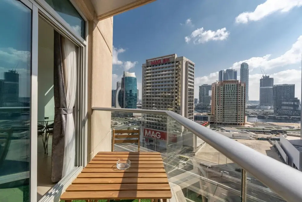 Lux BnB Burj Views Tower - Downtown