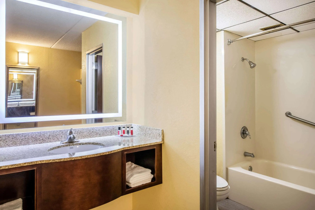 Howard Johnson by Wyndham Saugerties