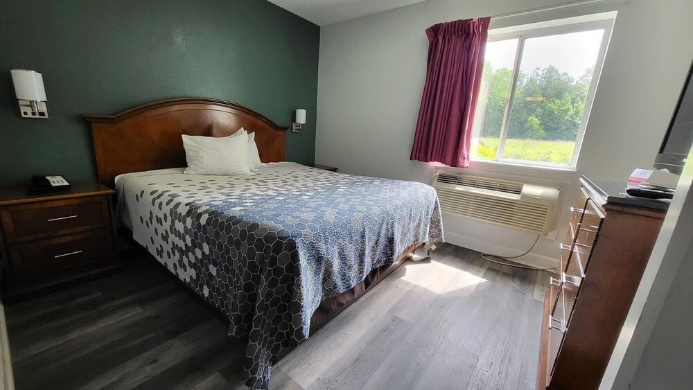 Stonewood Inn & Suites of Carrollton - Smithfield