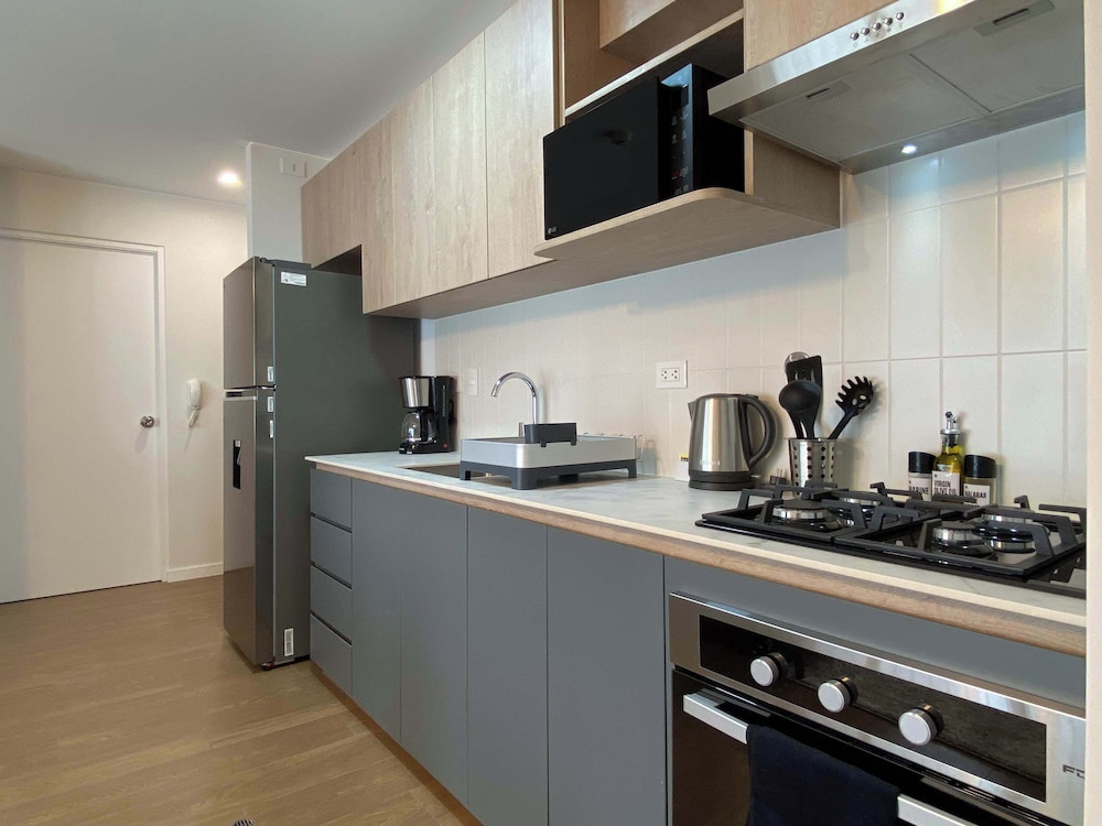 w Engaging 2BR w Cozy Balcony in Miraflores