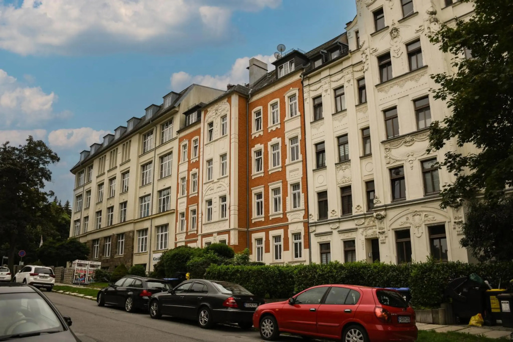 Moderne Ferienwohnung in direkter Nähe zur Uni, Netflix Gratis, WLAN, Waschmaschine, Geschirrspüler, Zentrum,