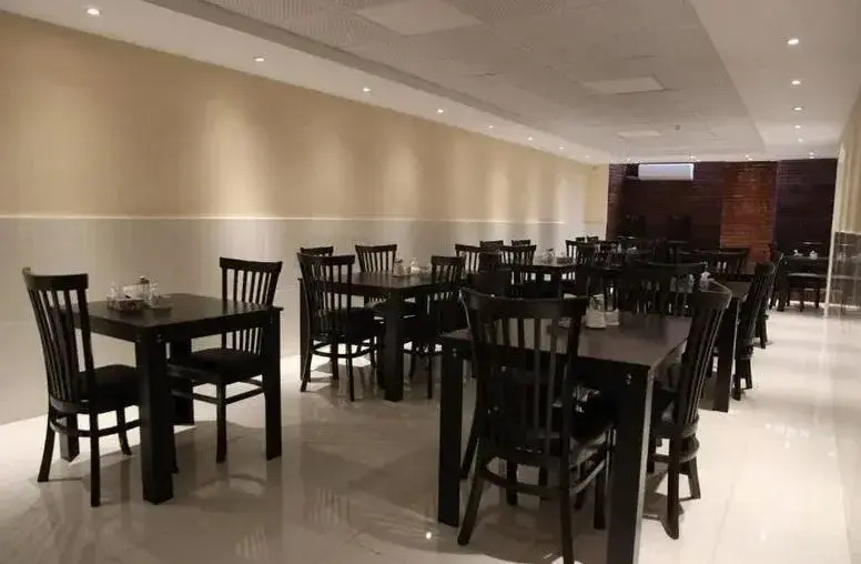 Sepand Hotel