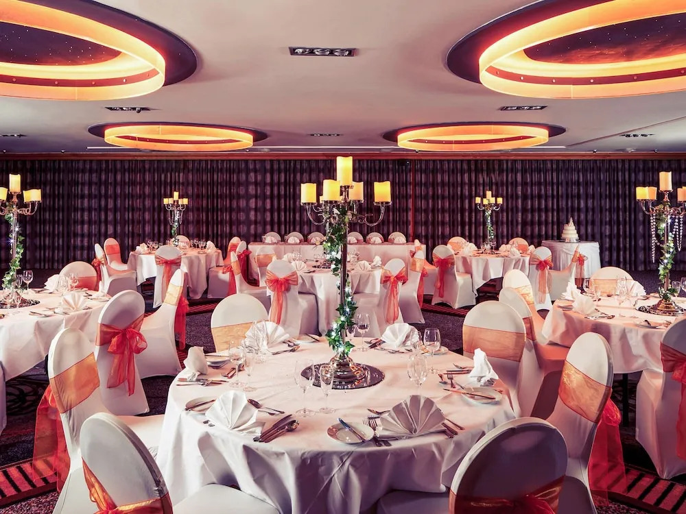 Ramada Hull