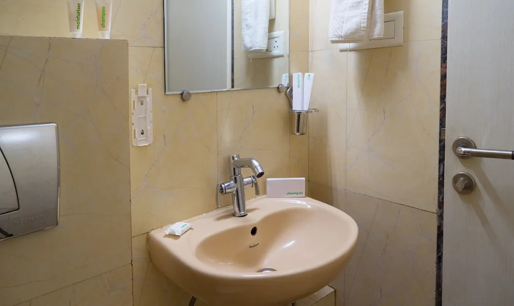 Iris Suites