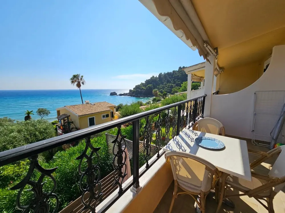 Corfu Glyfada Menigos Resort 40