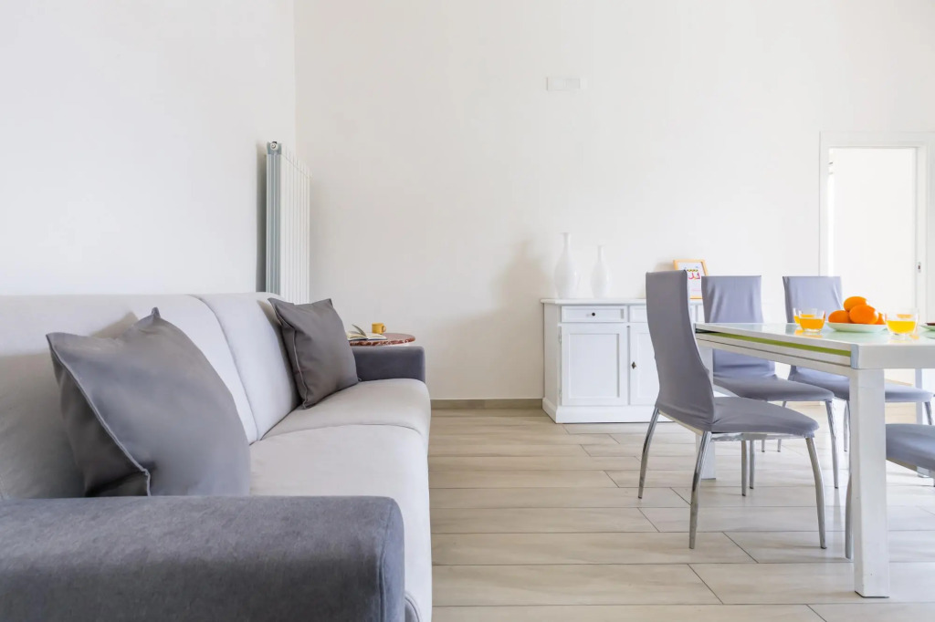Chiara Modern Apartment