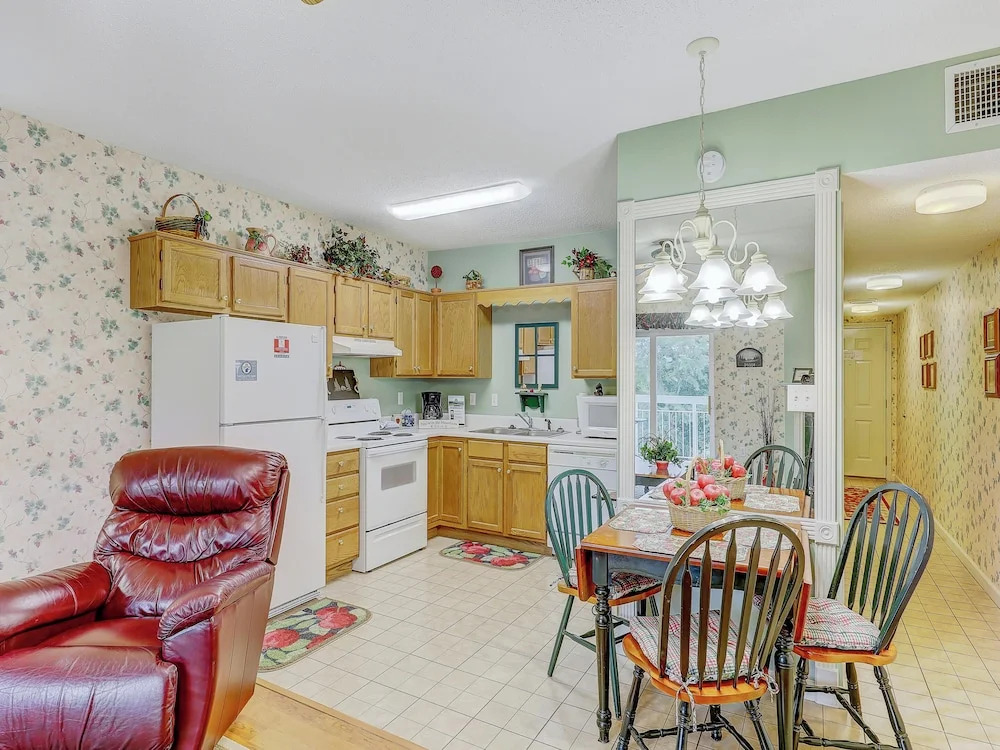 Whispering Pines II by Jackson Mountain Rentals