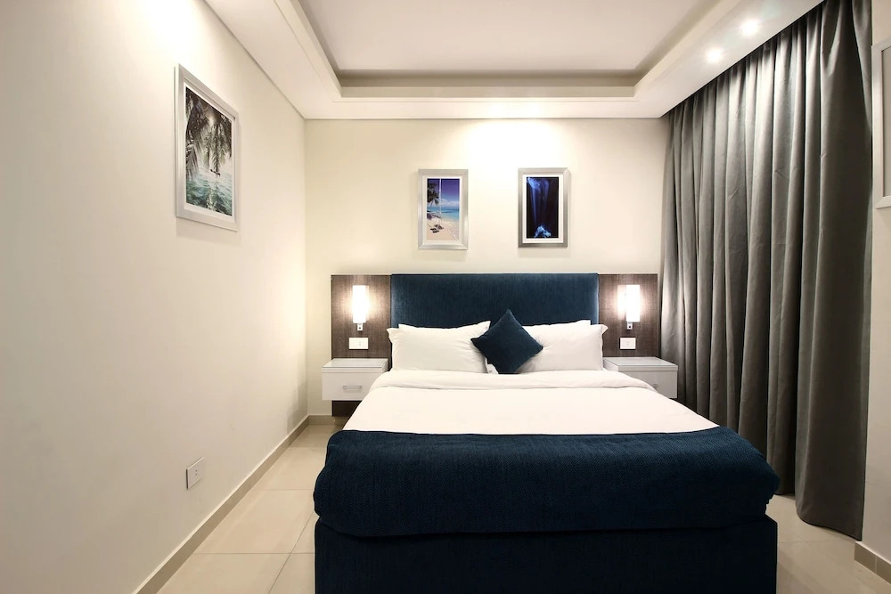 Palm Ville Suites