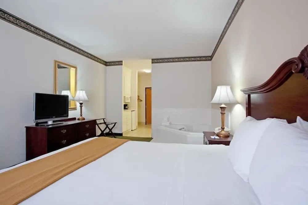 Moncks Corner Inn
