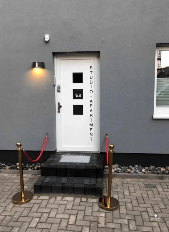 H& Einzel- und Doppelzimmer im Zentrum jedes Zimmer mit Küchenzeilen - 24h Check In Pension Heinrich