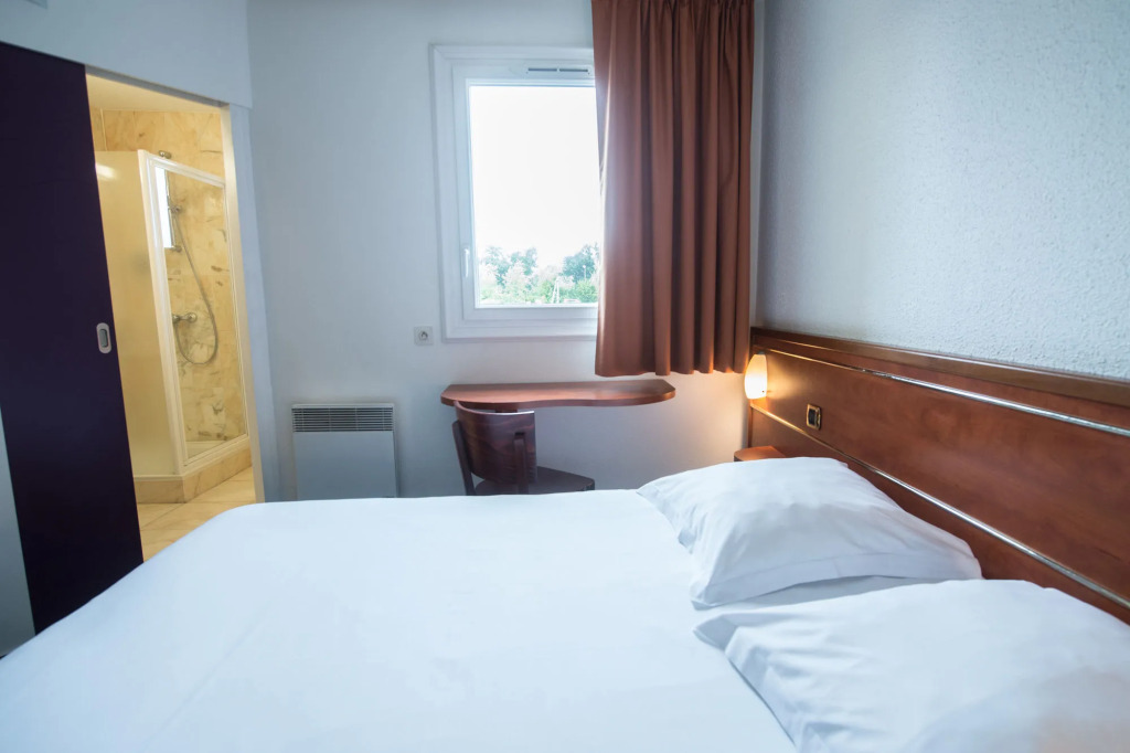 Brit Hotel Angers Parc Expo - LAcropole