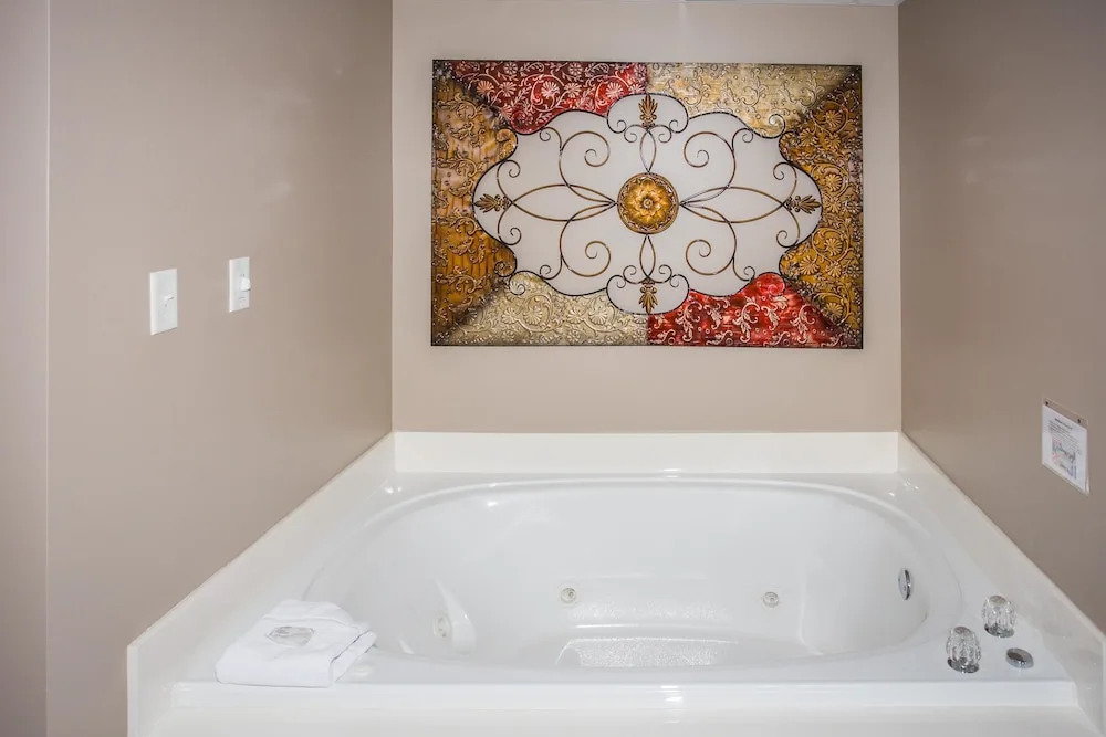 Whispering Pines 541